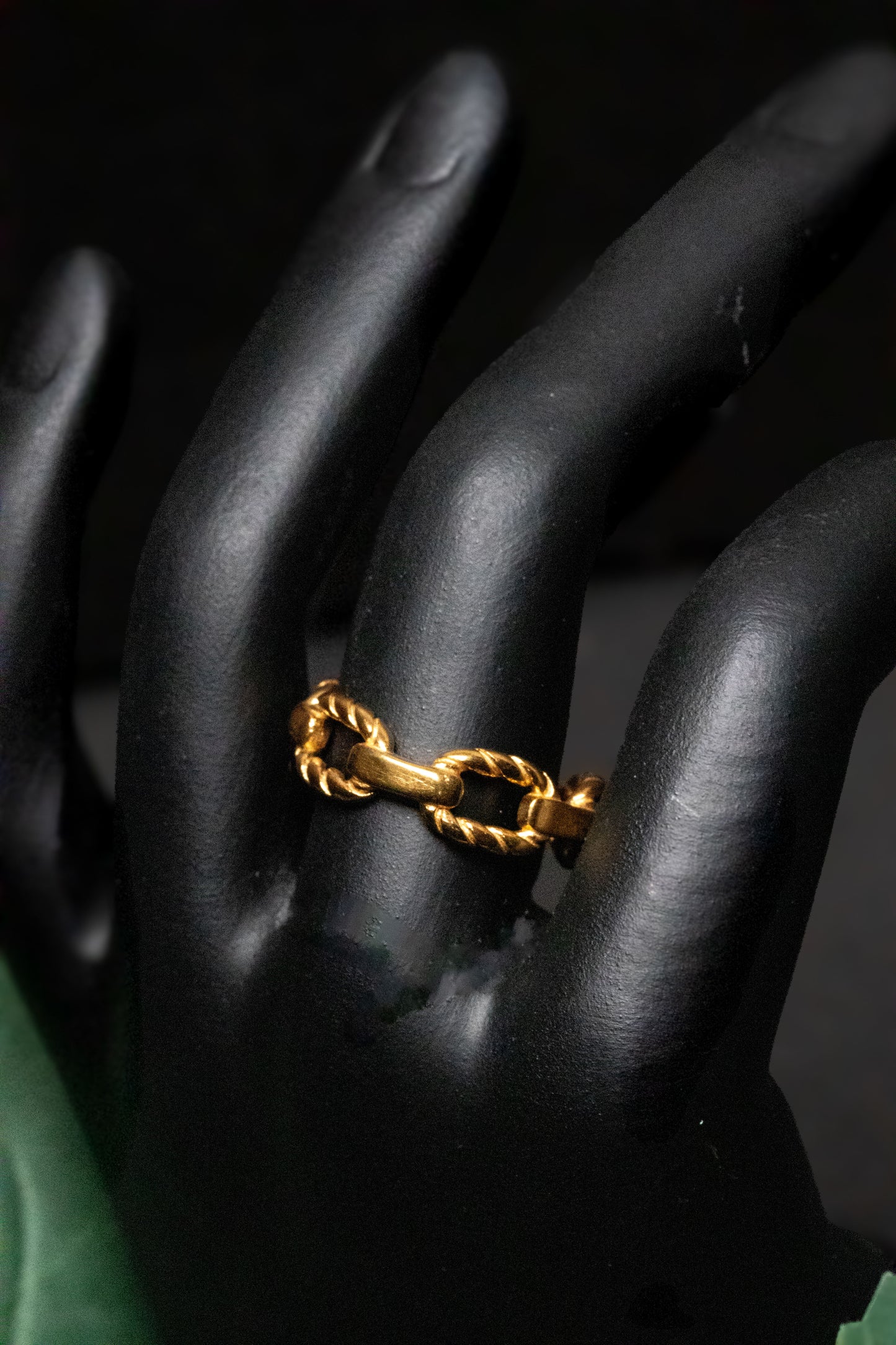 Gold Chain Link Ring | Bold Minimalist Design