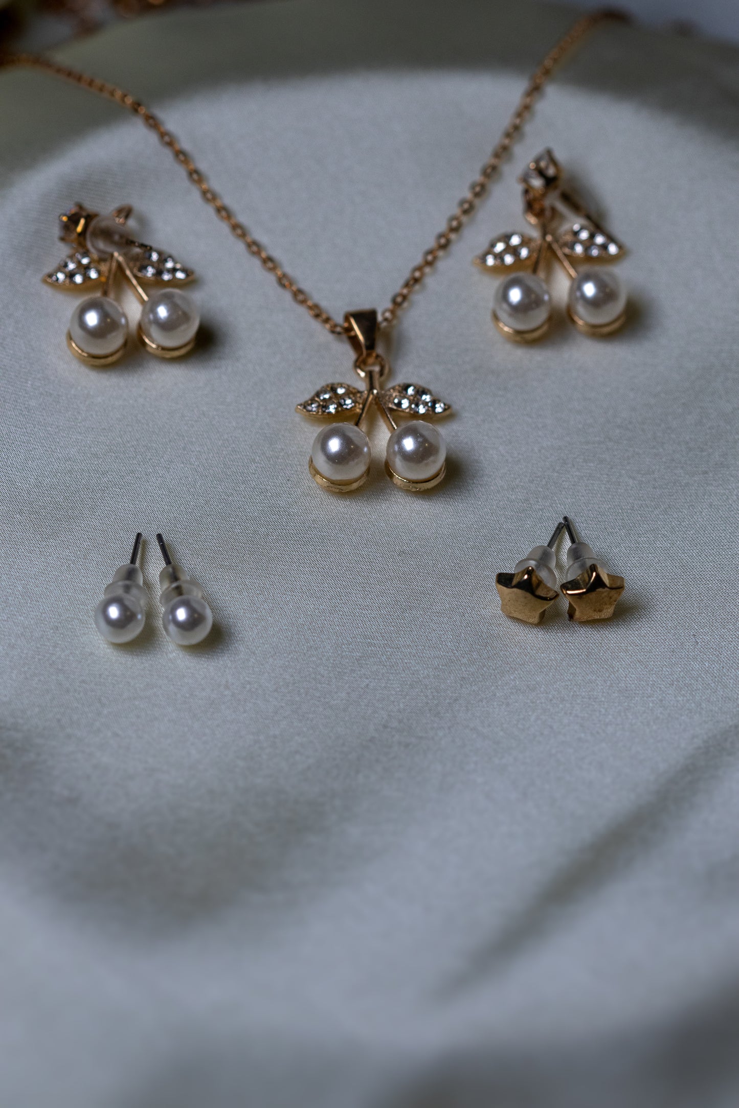 Golden Cherry Pearl Jewelry Set | Pendant Necklace & Earrings