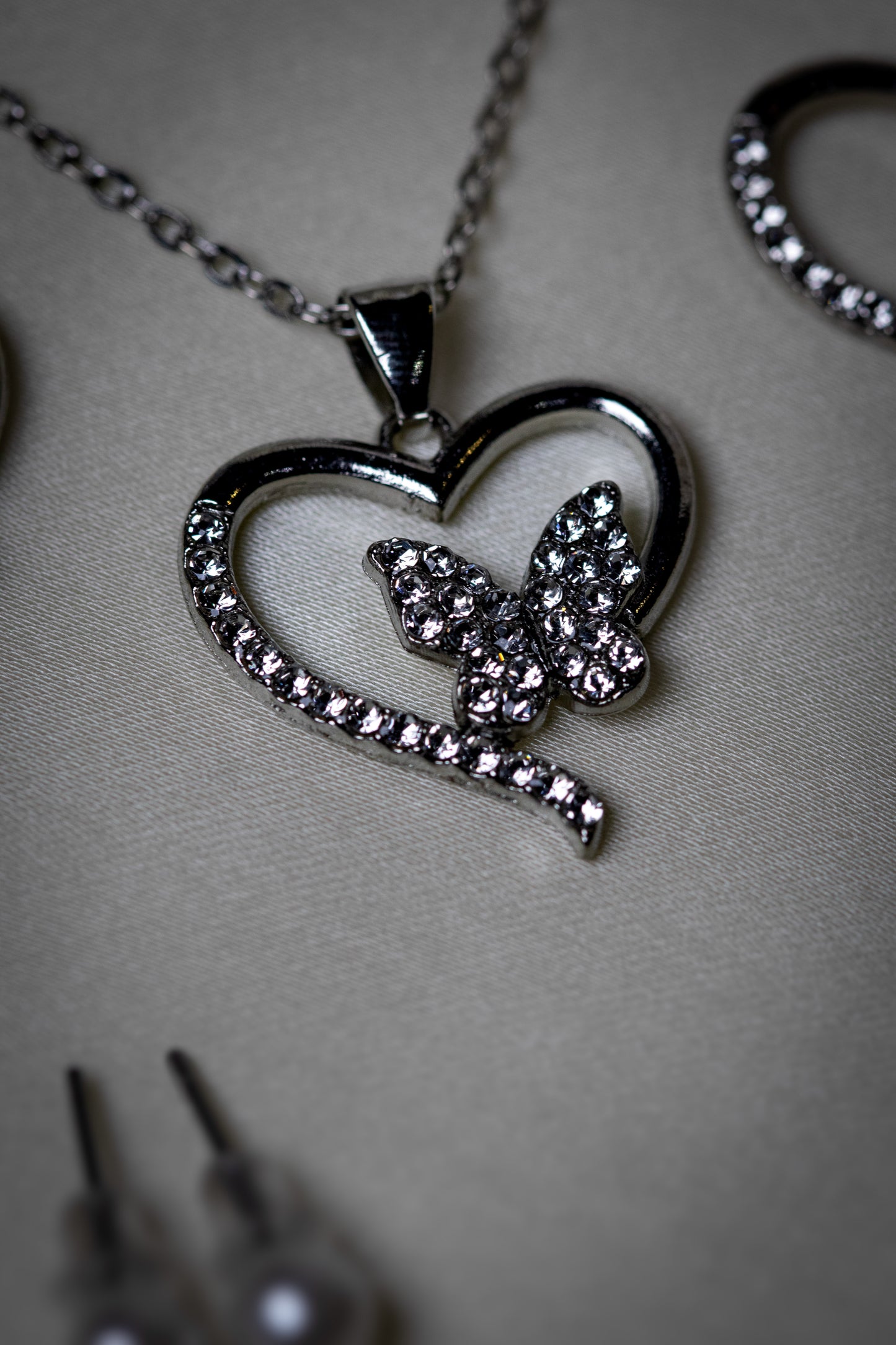 Radiant Heart & Butterfly Crystal Jewelry Set | Necklace & Earrings