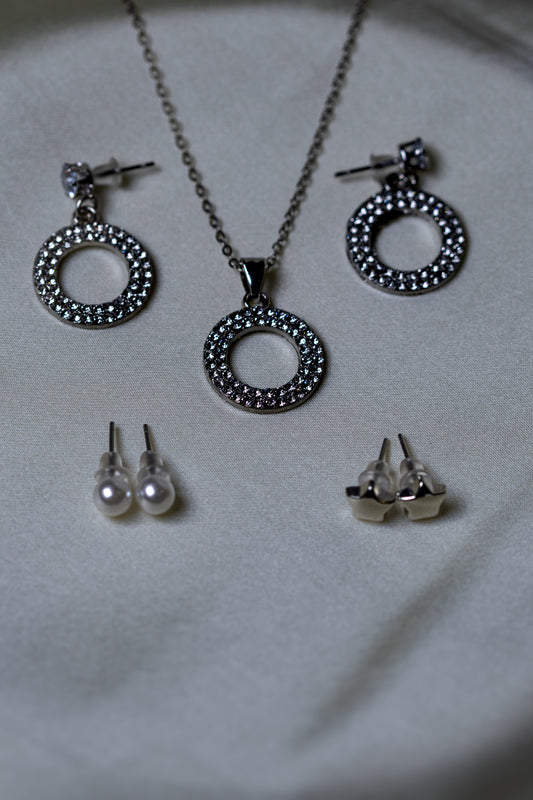 Sparkling Crystal Circle Pendant Jewelry Set | Necklace & Earrings