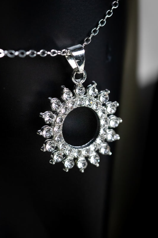 Radiant Sunburst Crystal Necklace Set | Pendant & Earrings