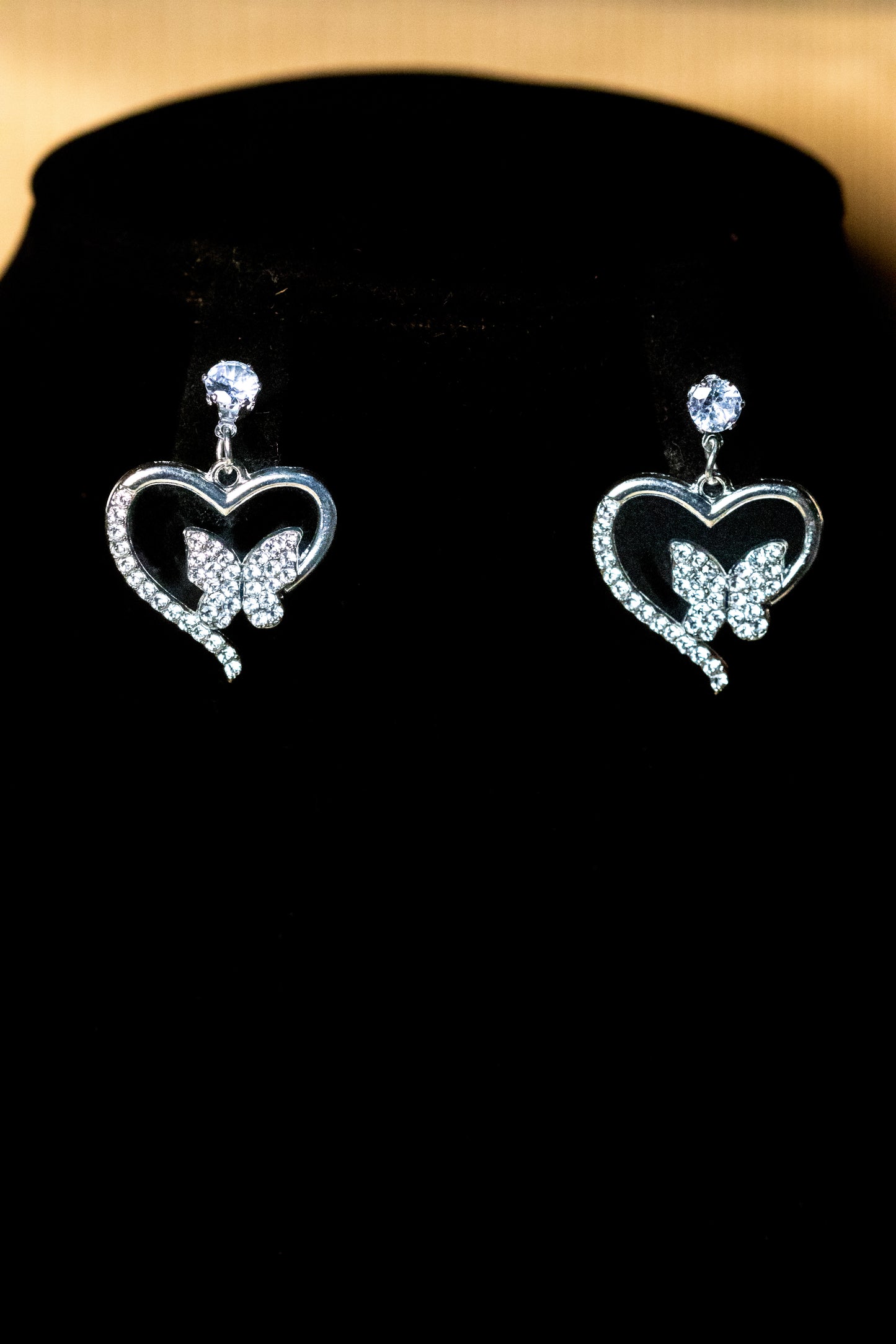 Radiant Heart & Butterfly Crystal Jewelry Set | Necklace & Earrings