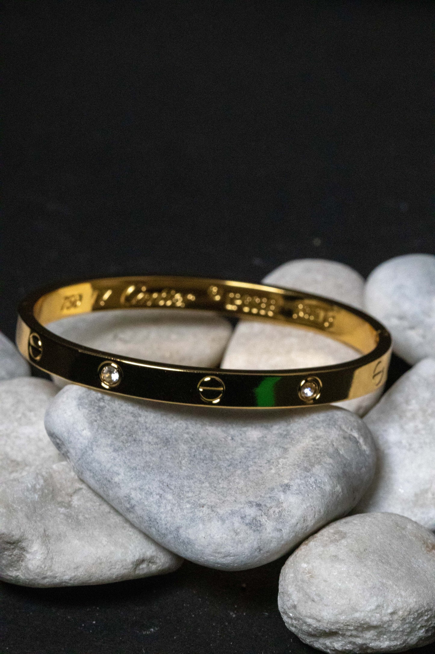 Minimalist Gold Bangle Bracelet | Modern Luxury-Inspired Women’s Jewelry
