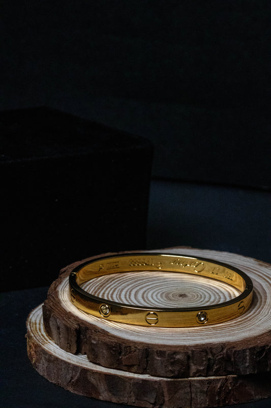 Minimalist Gold Bangle Bracelet | Modern Luxury-Inspired Women’s Jewelry
