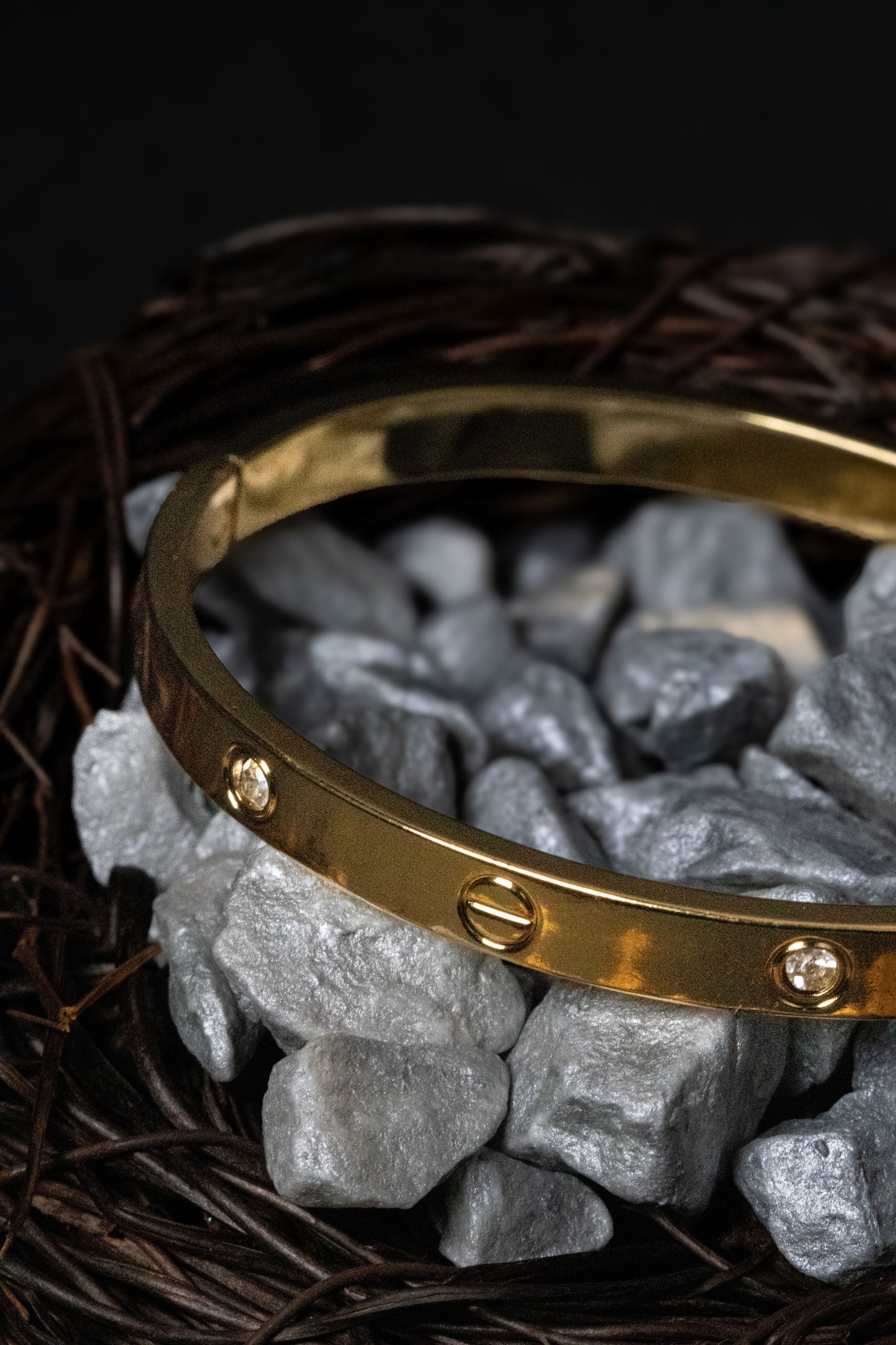 Minimalist Gold Bangle Bracelet | Modern Luxury-Inspired Women’s Jewelry