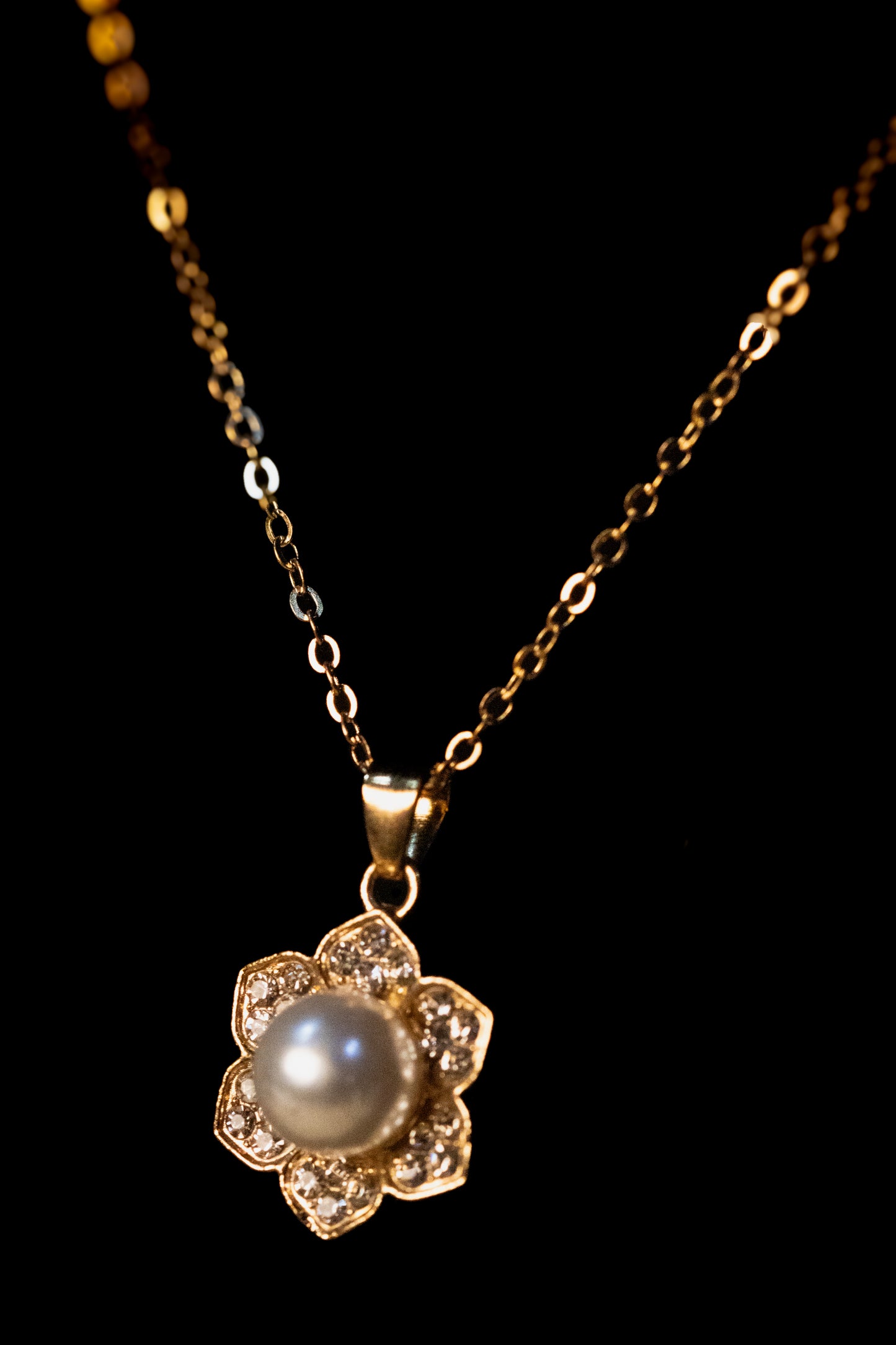 Elegant Gold-Plated Pearl & Crystal Floral Jewelry Set | Necklace & Earrings