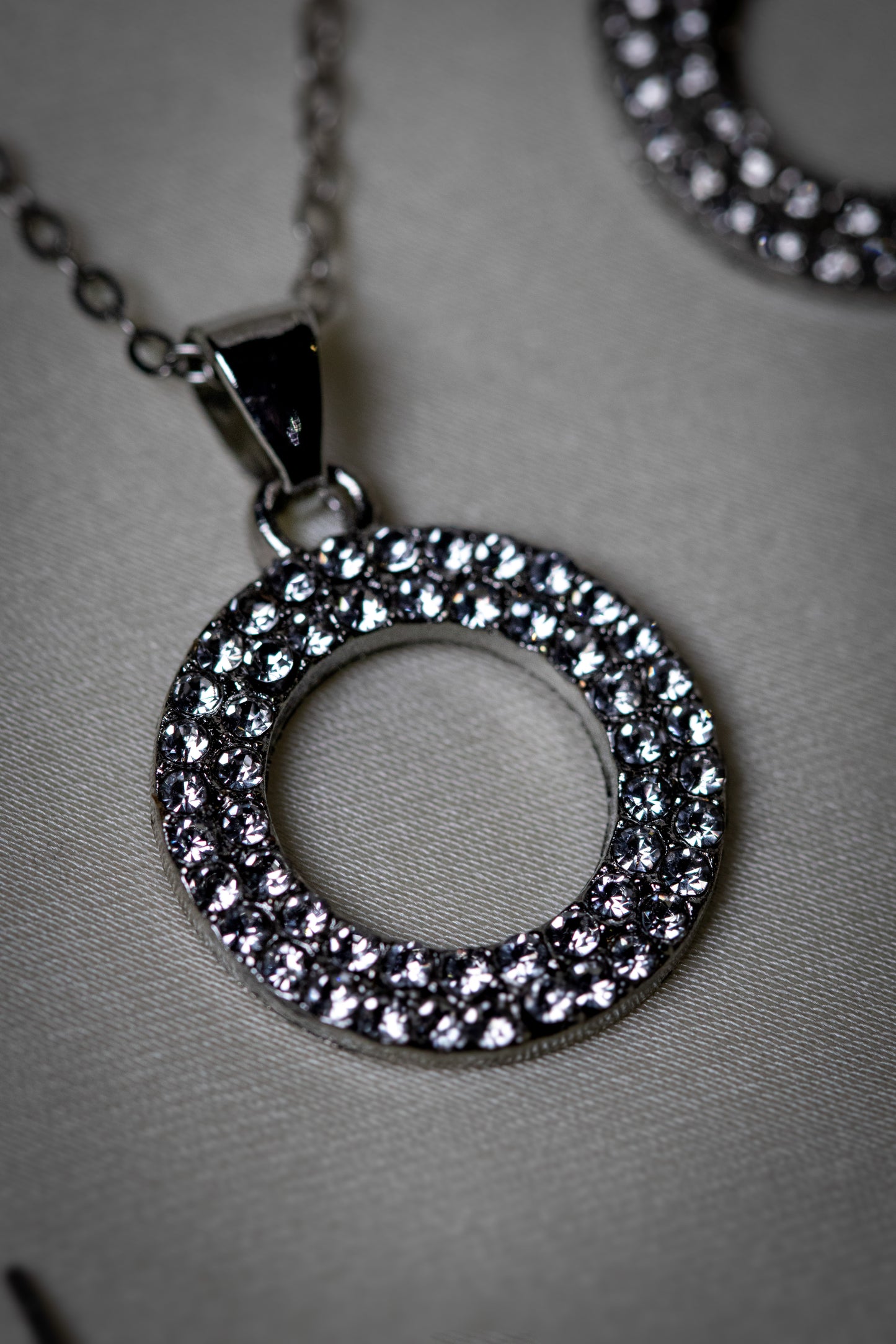 Sparkling Crystal Circle Pendant Jewelry Set | Necklace & Earrings