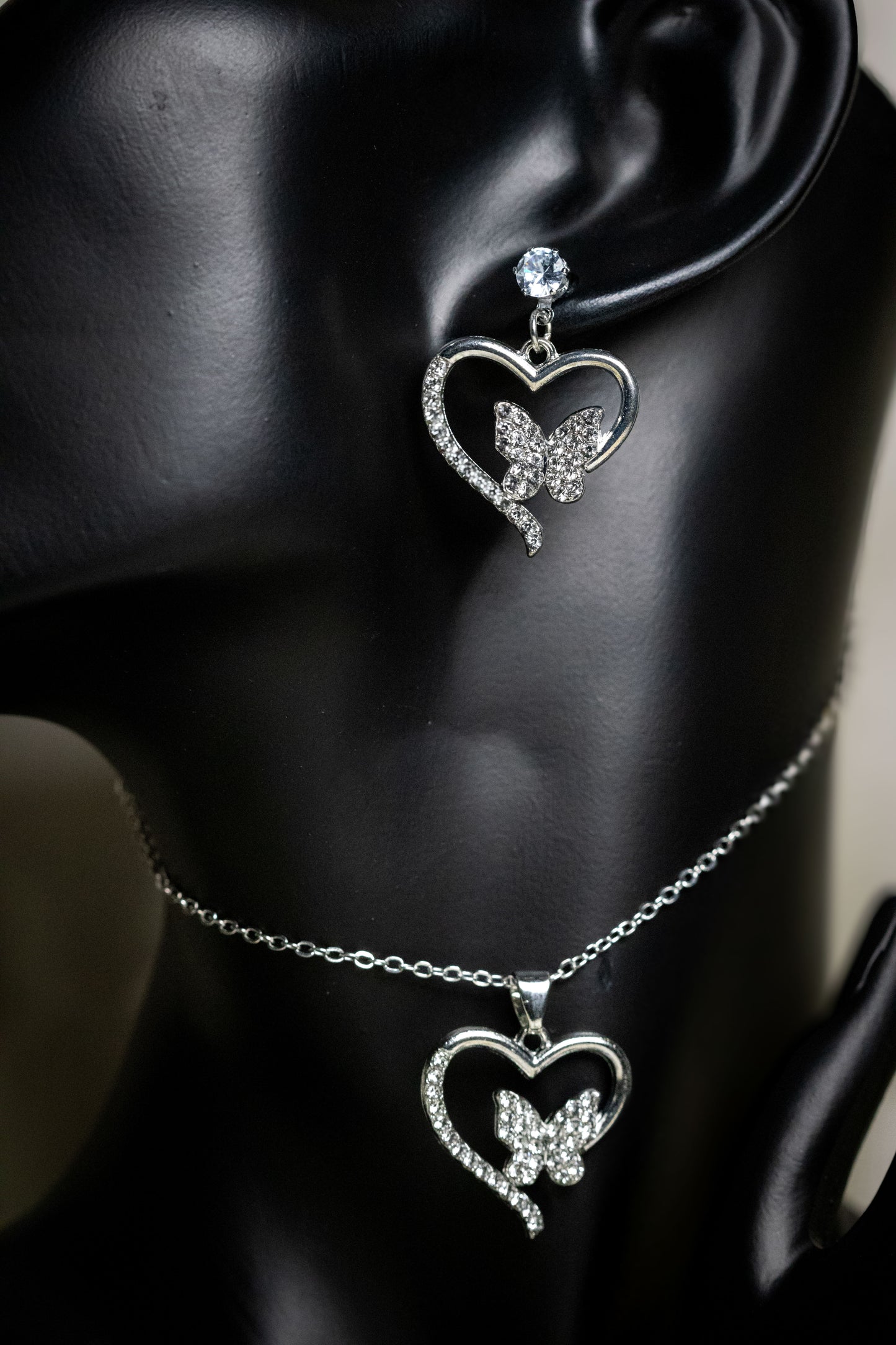 Radiant Heart & Butterfly Crystal Jewelry Set | Necklace & Earrings