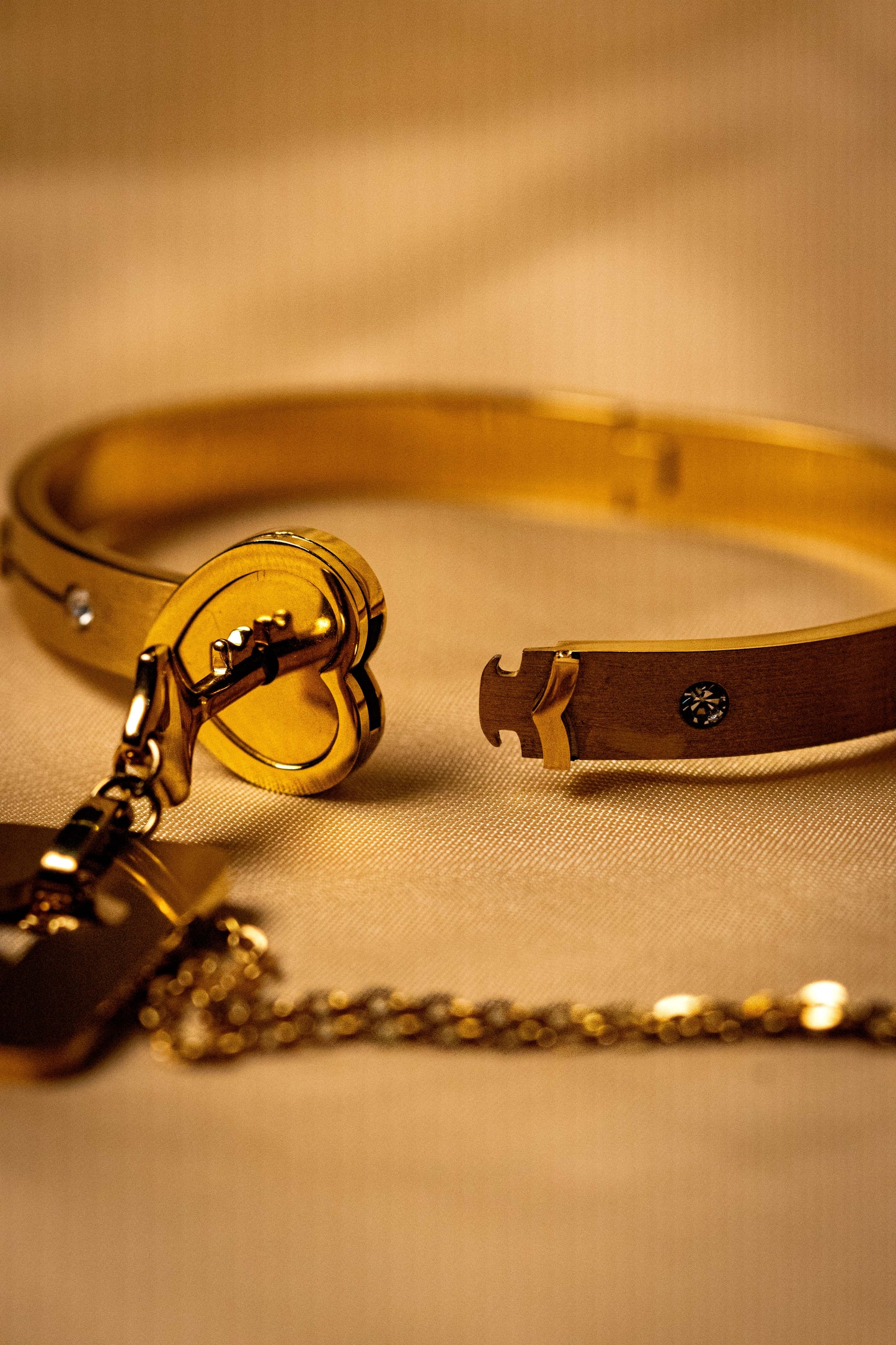 Heart Lock Bracelet & Key Locket Set | Romantic Gold Couple Jewelry