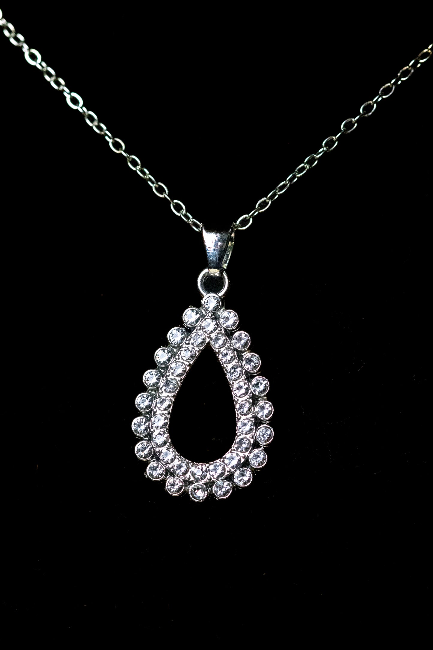 Elegant Crystal-Studded Teardrop Necklace Set | Pendant & Earrings
